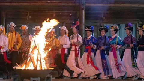 英雄联盟11巅峰对决，紧追不舍